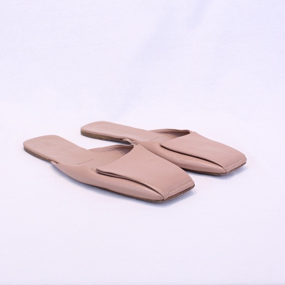 Jil Sander Shoes - *SOLD*Jil Sander Blush Square Toe Mules